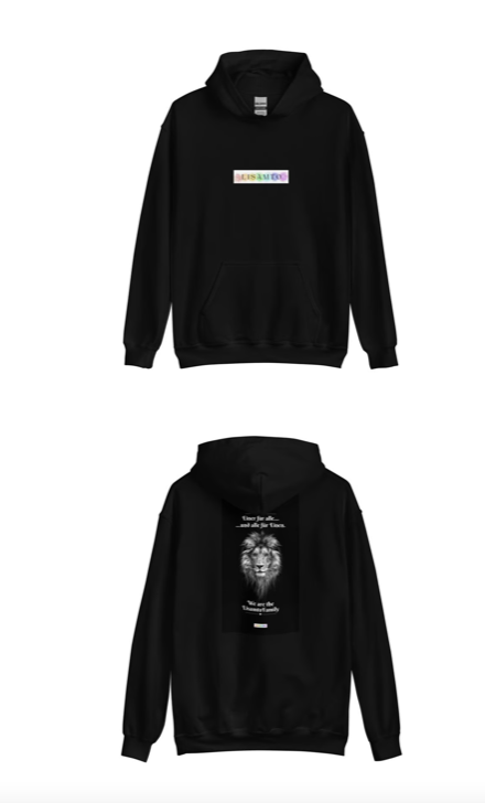 Hoodie mit verschiedenen Motiven