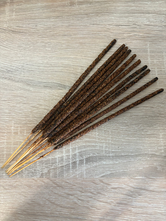 Handgemachte Räucherstäbchen